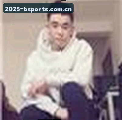 李彤